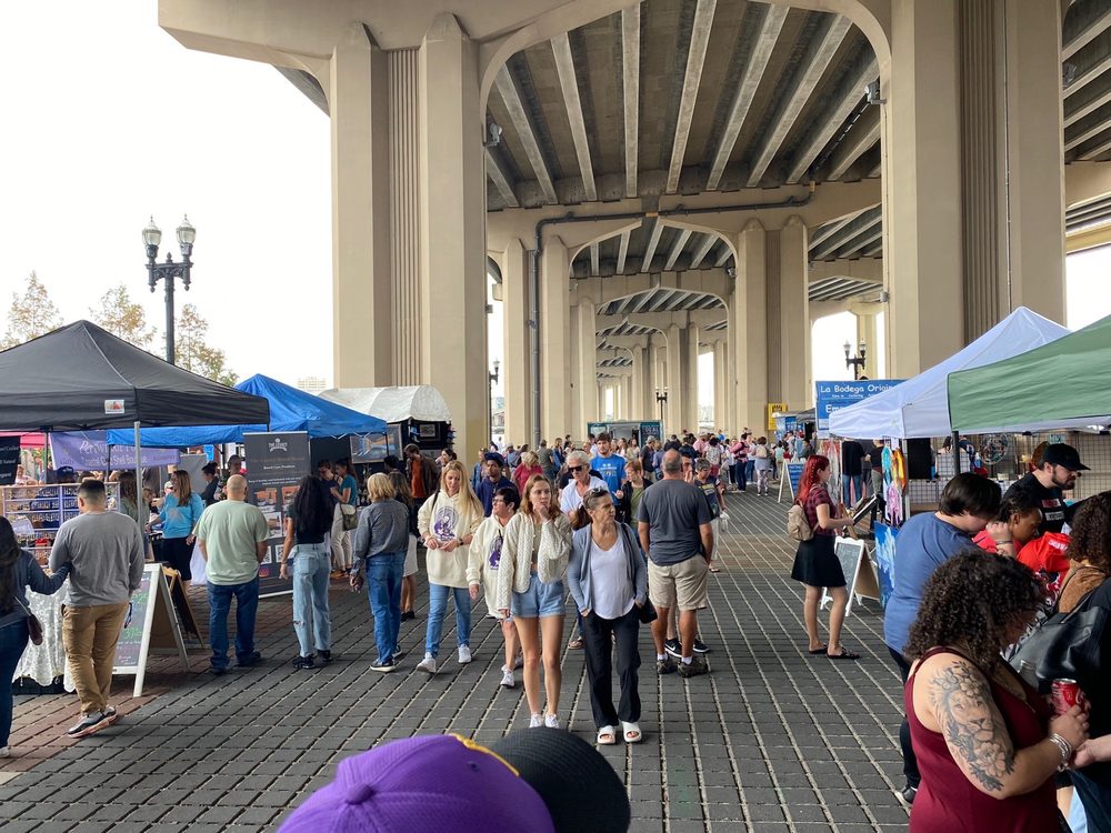 Photo of Riverside Arts Market