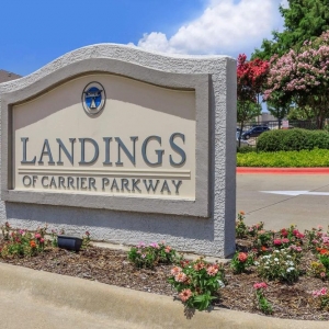 Grand Prairie Landings of Carrier Parkway