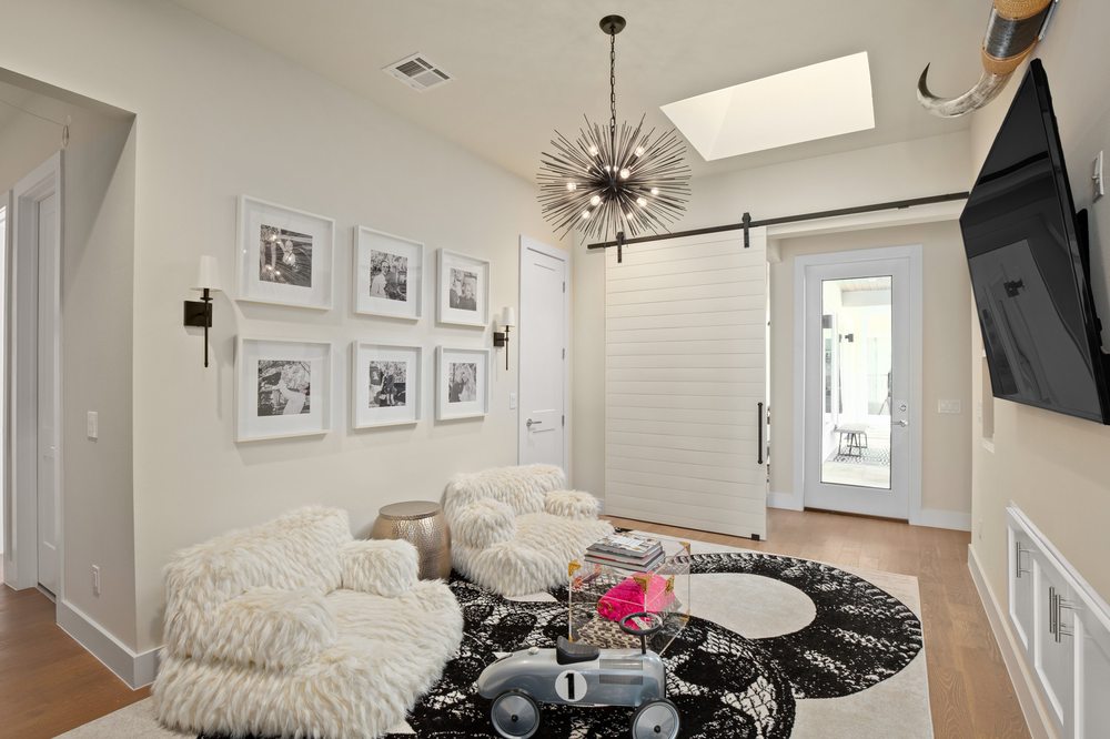 Photo of Alan Mizrahi Lighting Design
