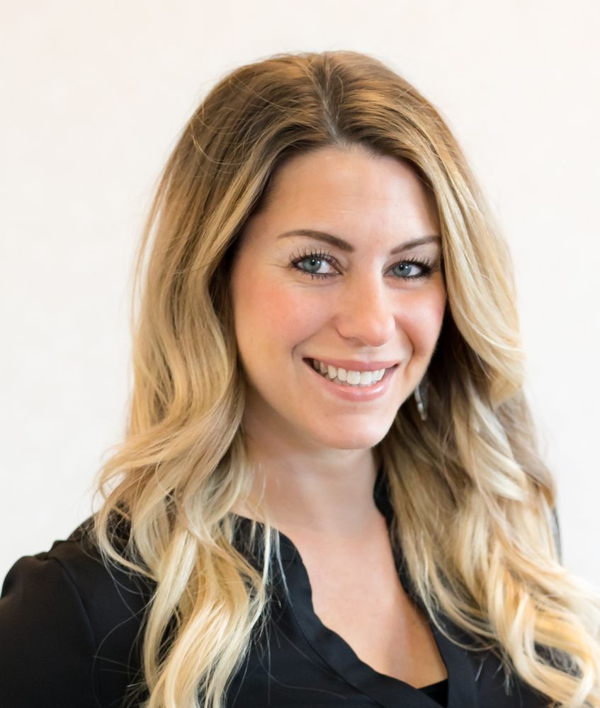 Photo of Betsy Lowther - Summit Mortgage Corporation