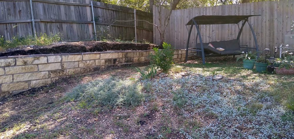 Photo of 512 Landscaping