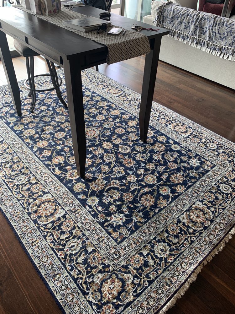 Photo of The Rug Finder