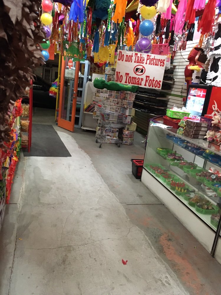Photo of La Casa De Las Pinatas