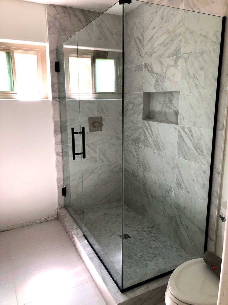 Photo of Leslie Shower Enclosures