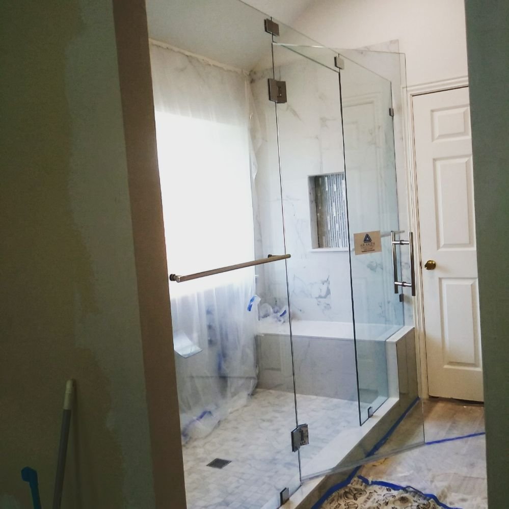 Photo of Aranza mirror & glass