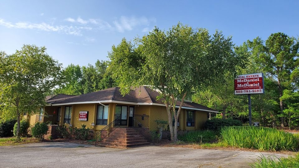 Photo of Sandra Sturkie Real Estate Agent