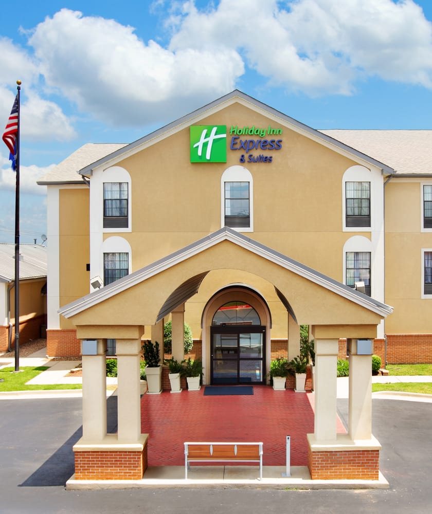 Photo of Holiday Inn Express & Suites North Little Rock