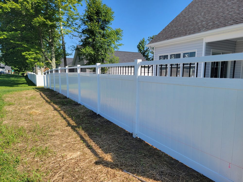 Photo of Mountaineer Fence