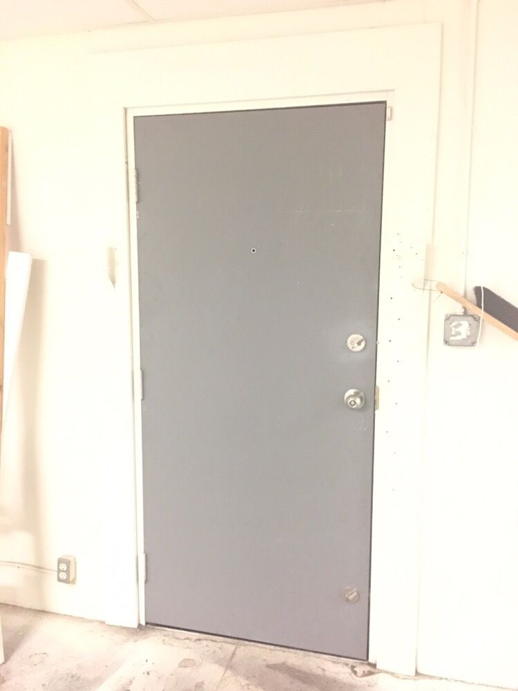 Photo of BnR Door