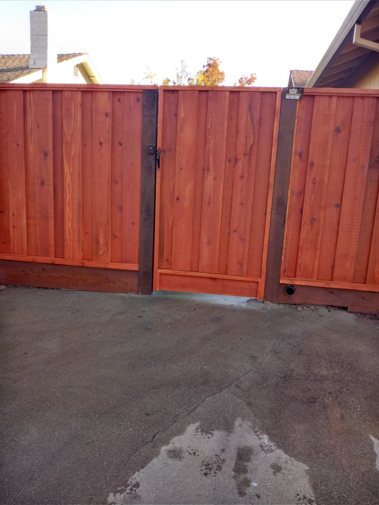 Photo of M&R Fencing