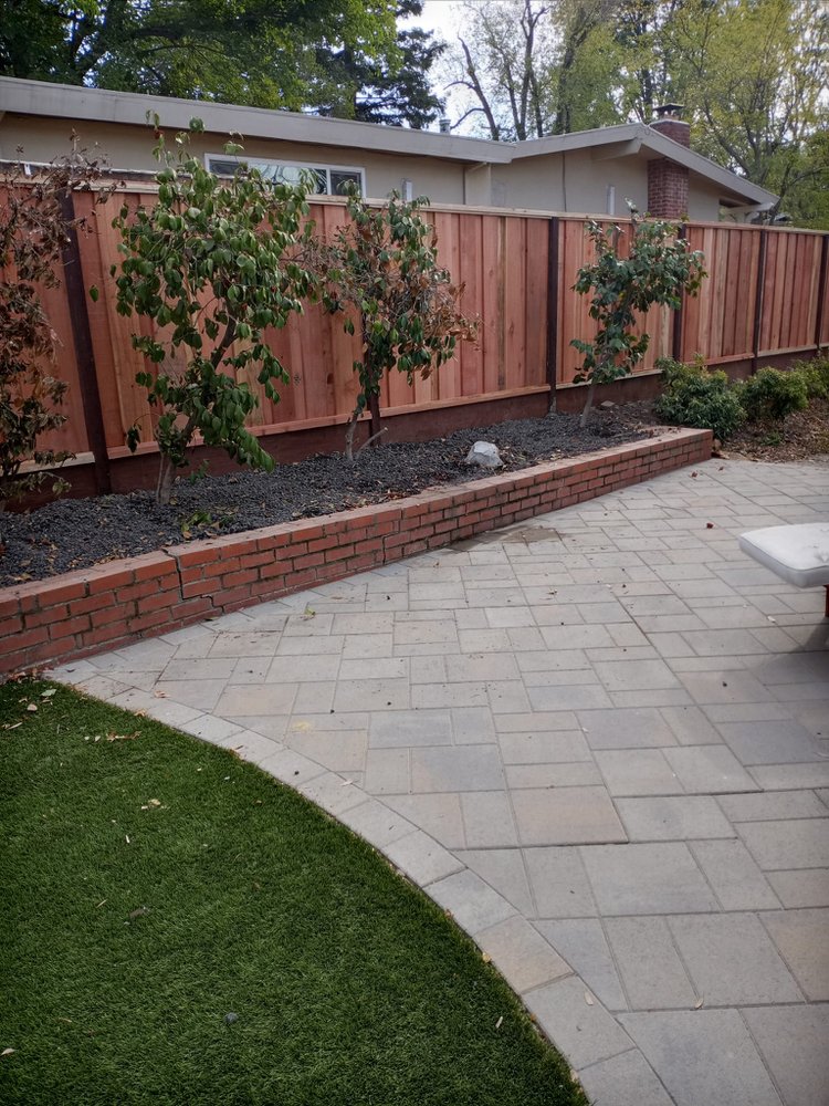 Photo of M&R Fencing