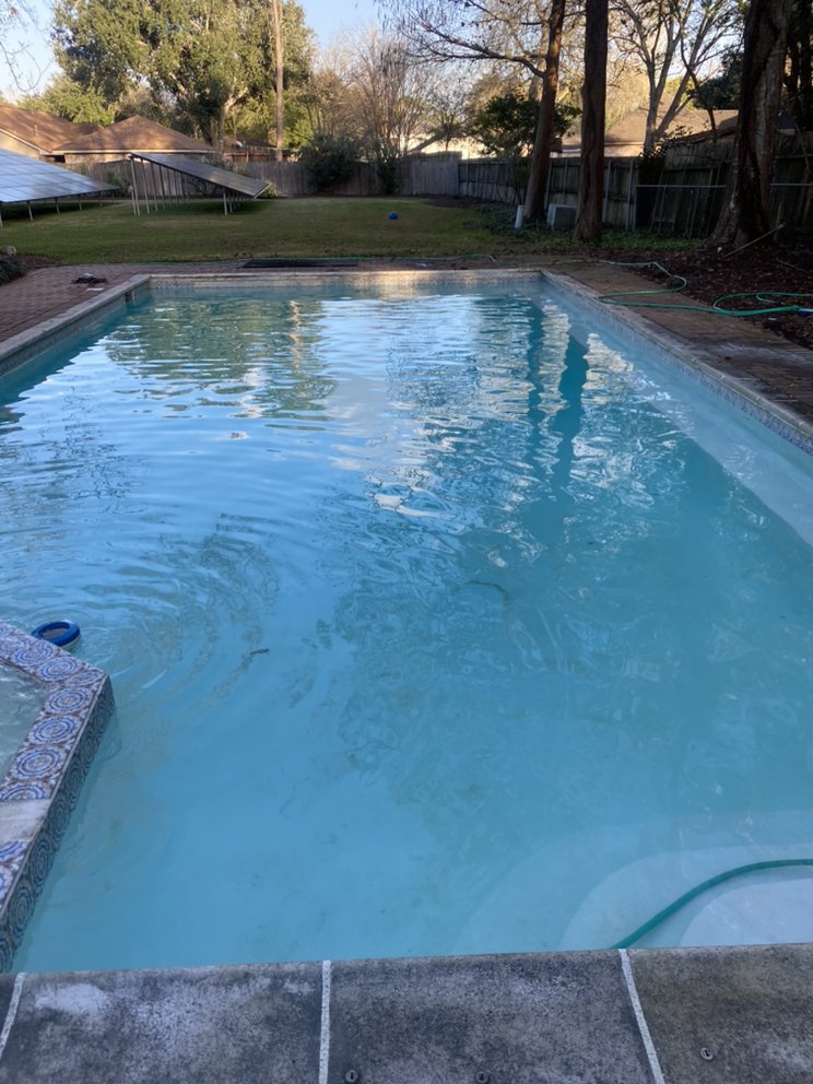 Photo of Blue Springs Pool Service