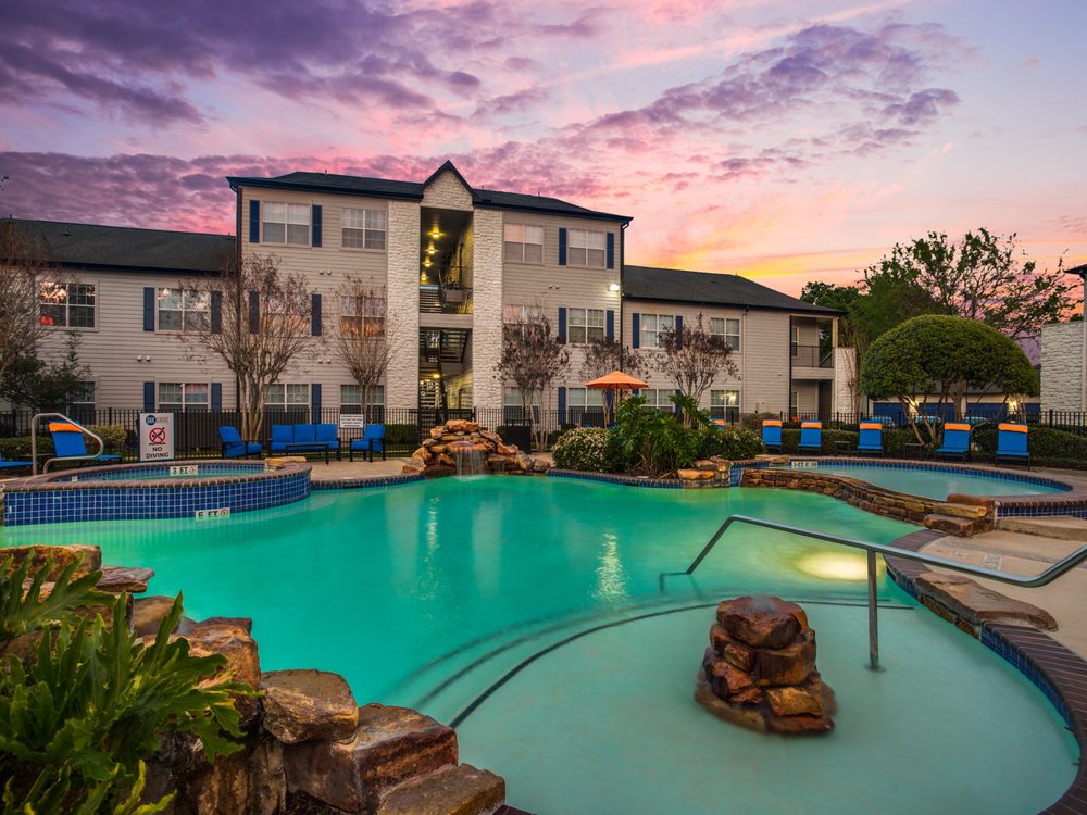 Photo of Oak Grove Apartments