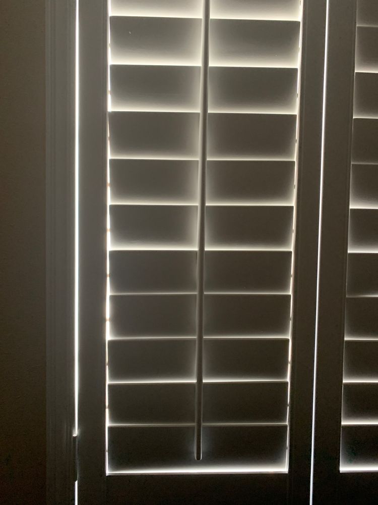 Photo of Top Wood Shutter