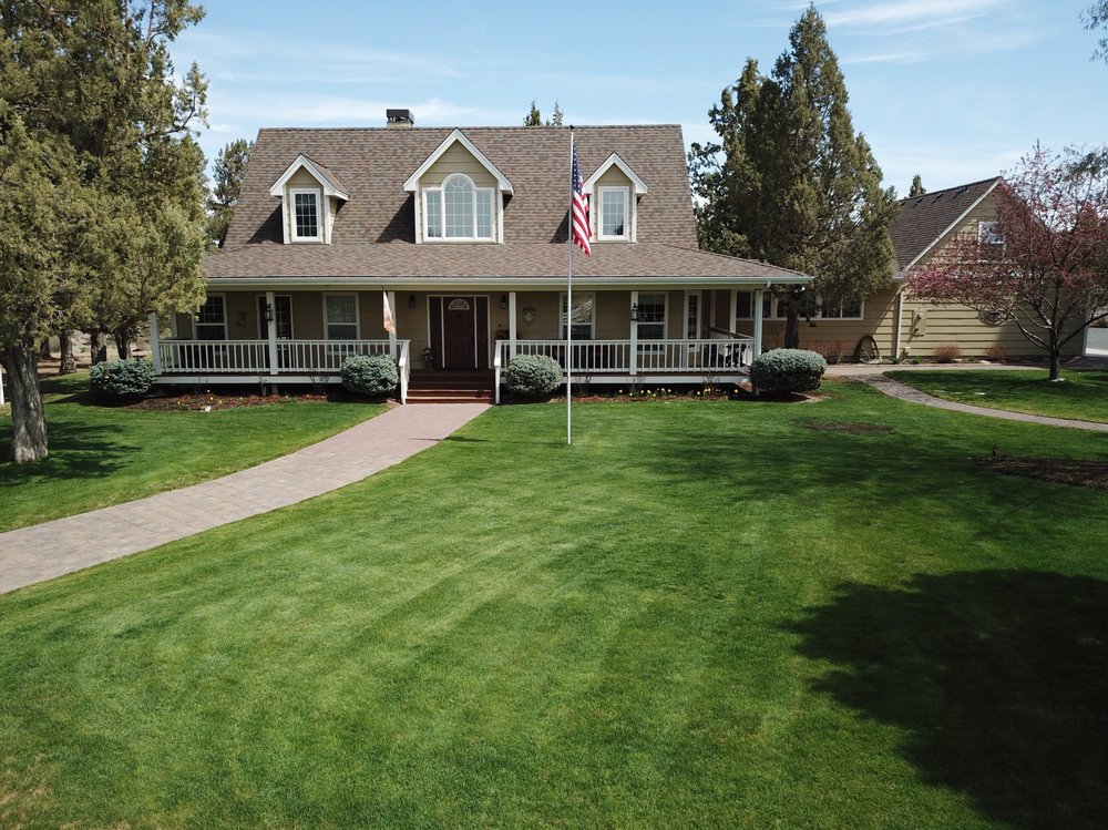 Photo of Deschutes Roofing