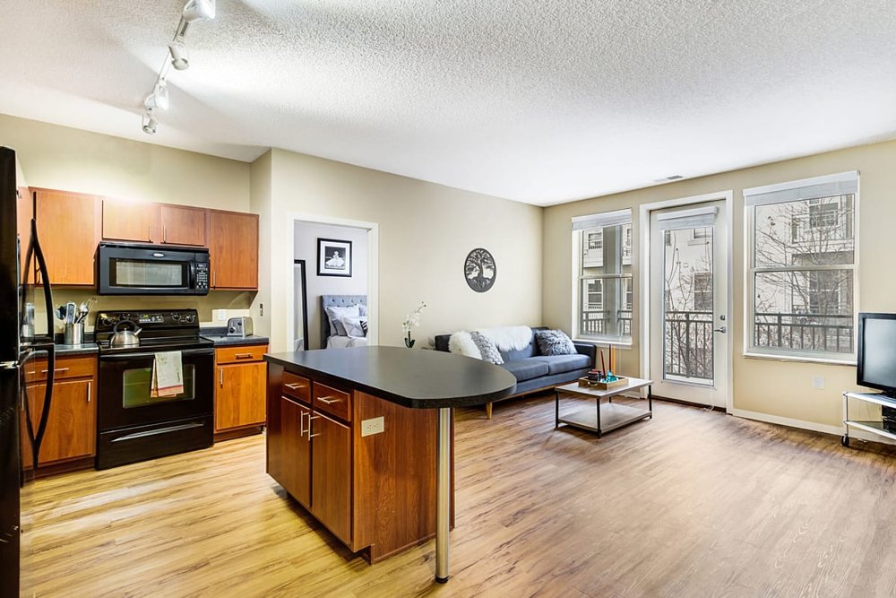 Photo of Uptown Lake Apartments