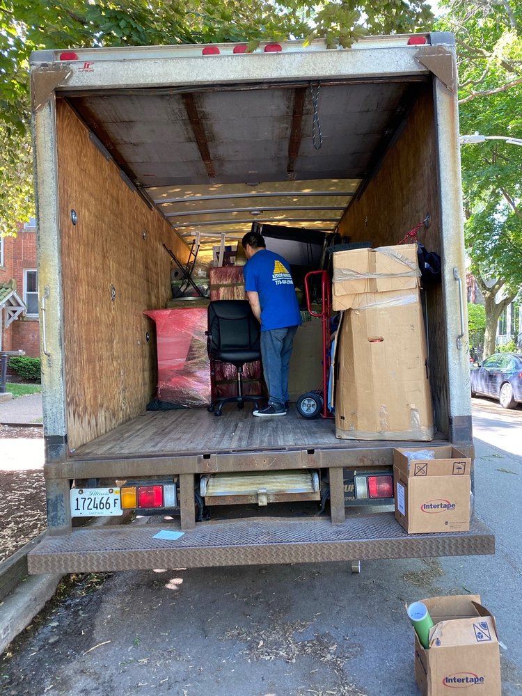 Photo of Azteca Movers