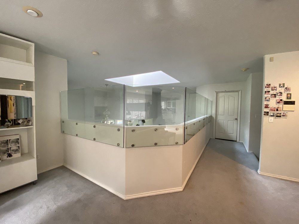 Photo of DT Glass