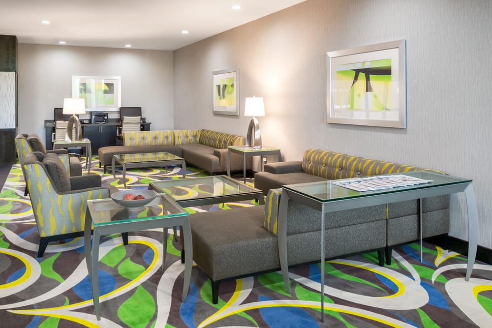 Photo of Holiday Inn Express & Suites Norman