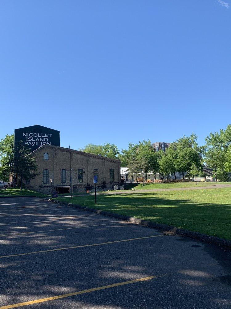 Photo of Mintahoe Catering & Events - Nicollet Island Pavilion