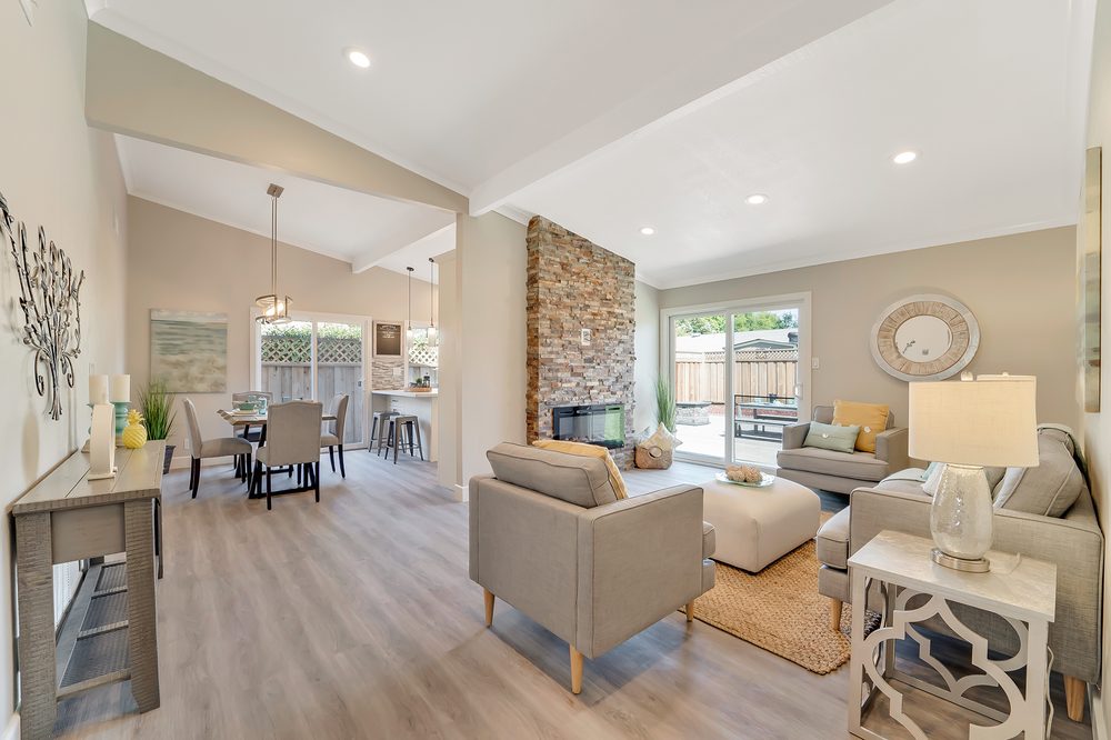 Photo of Leo Poon Realty
