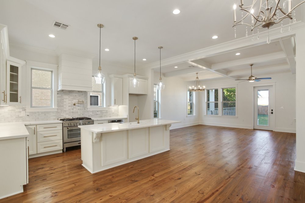 Photo of Robyn Schmitt - HomeSmart Realty