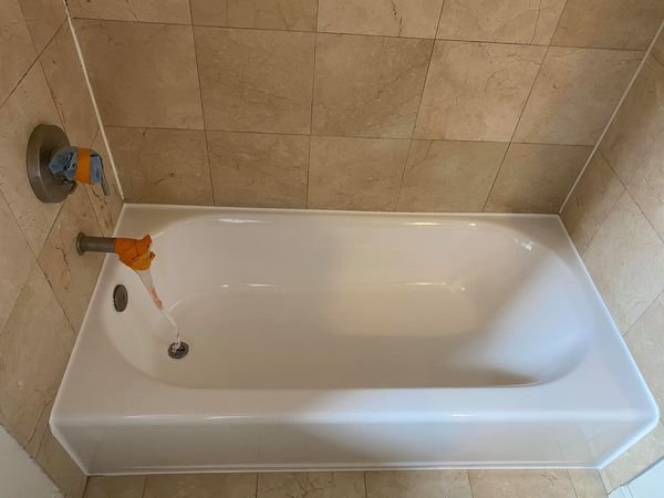 Photo of Top Technician Refinishing