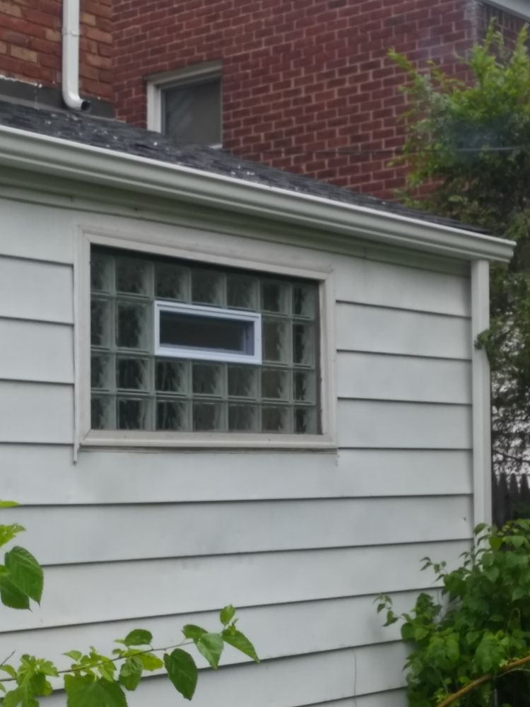Photo of Callis Glass Block