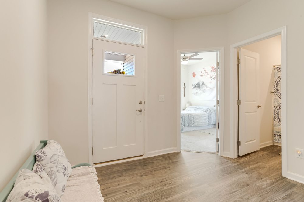 Photo of Keri Crown - Allen Tate Realtors