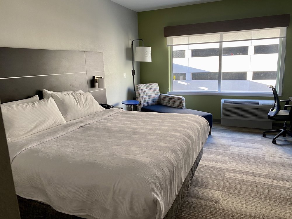 Photo of Holiday Inn Express Milwaukee Downtown