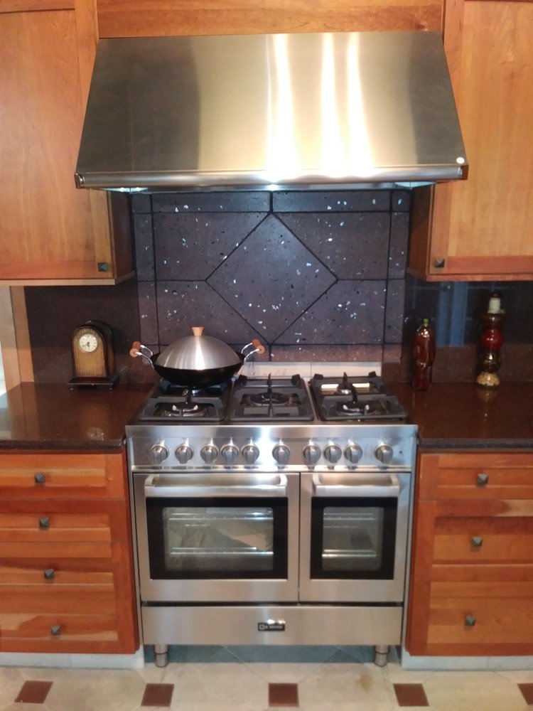 Photo of Ben's Appliance Lighthouse & Hearth Inc