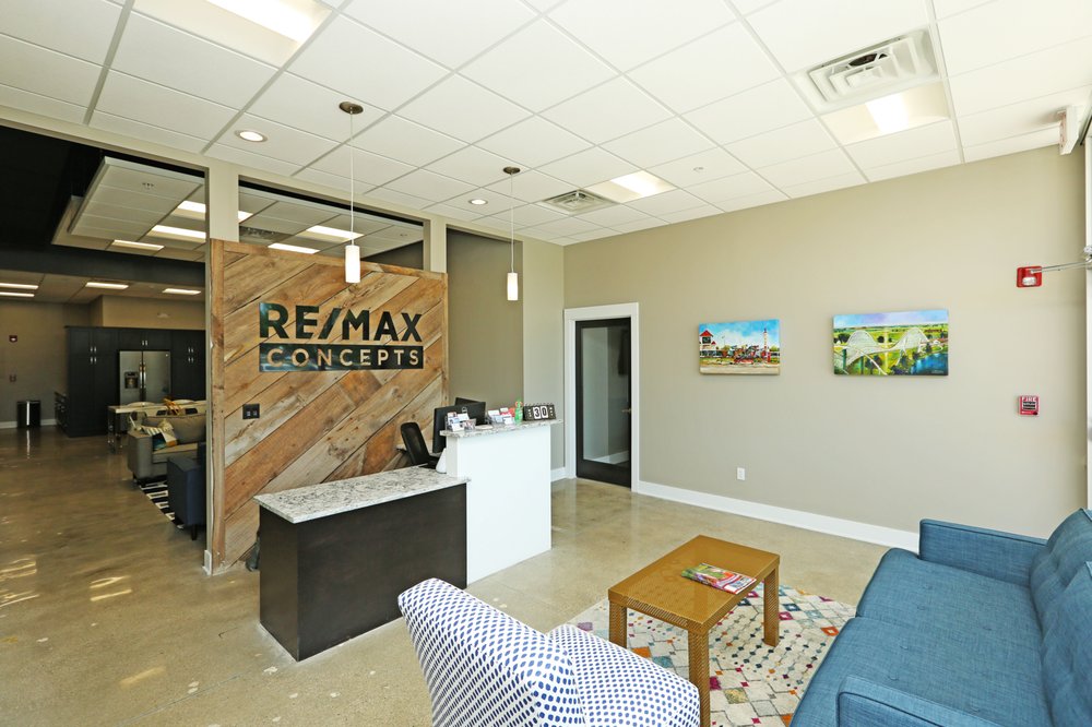 Photo of RE/MAX Concepts