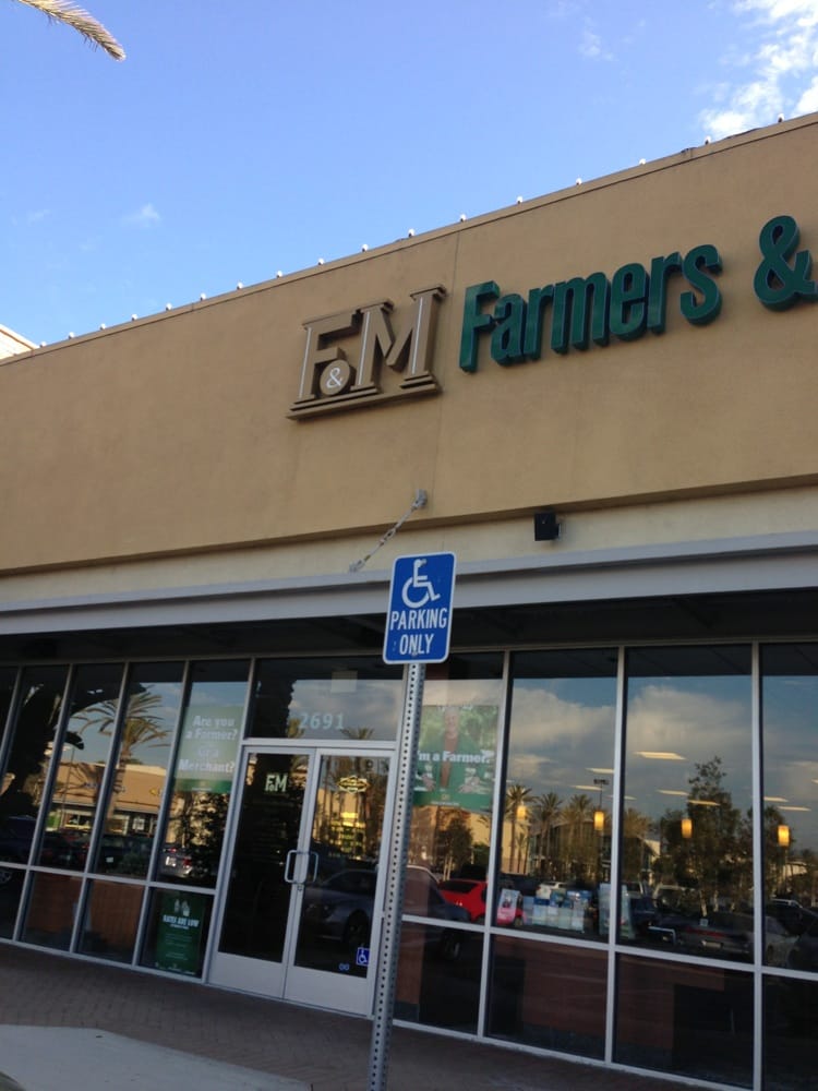 Photo of Farmers & Merchants Bank