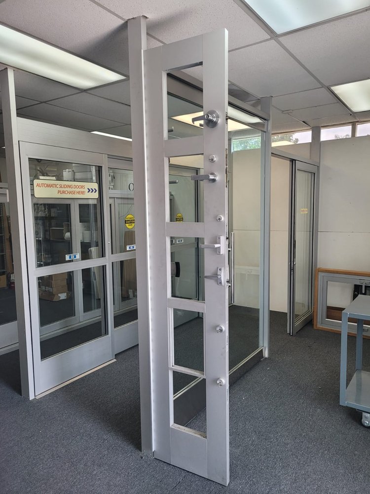 Photo of Fast Process Glass & Mirror