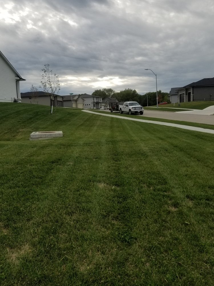 Photo of Eric's Mow N Guy