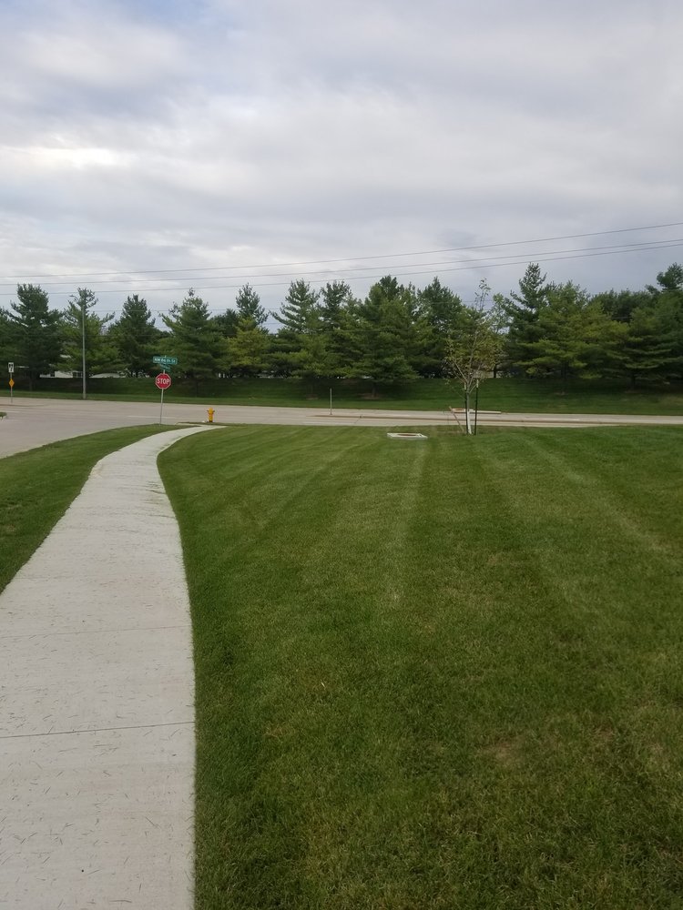 Photo of Eric's Mow N Guy