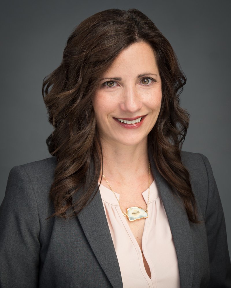 Photo of Cari Earley at Guaranteed Rate