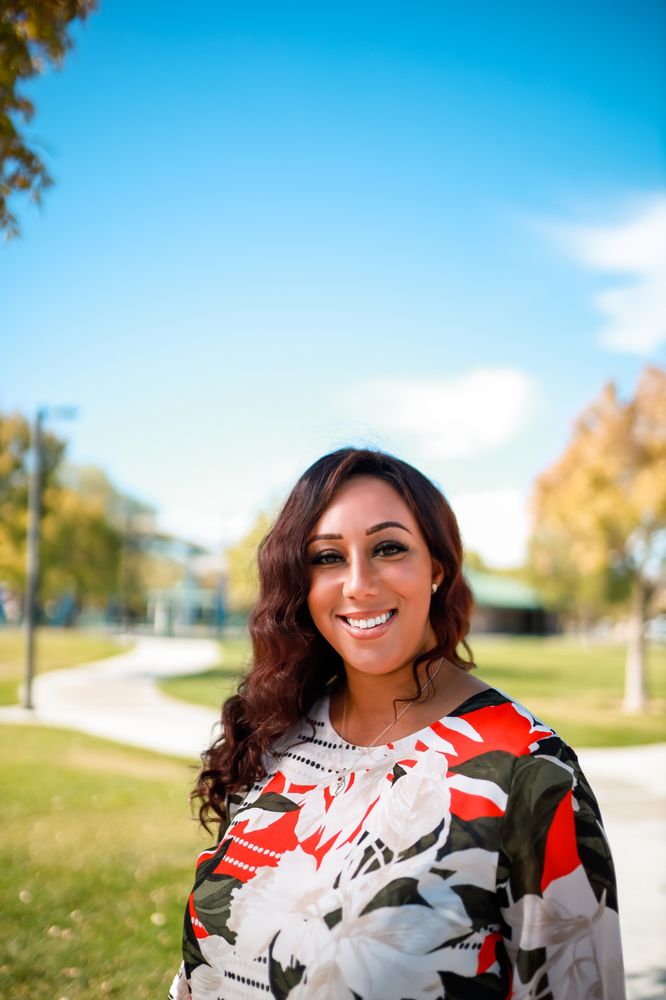 Photo of Valauna Knight-Brown - State Farm Insurance Agent