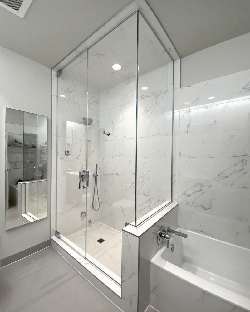 Photo of Crystal Glass & Mirror