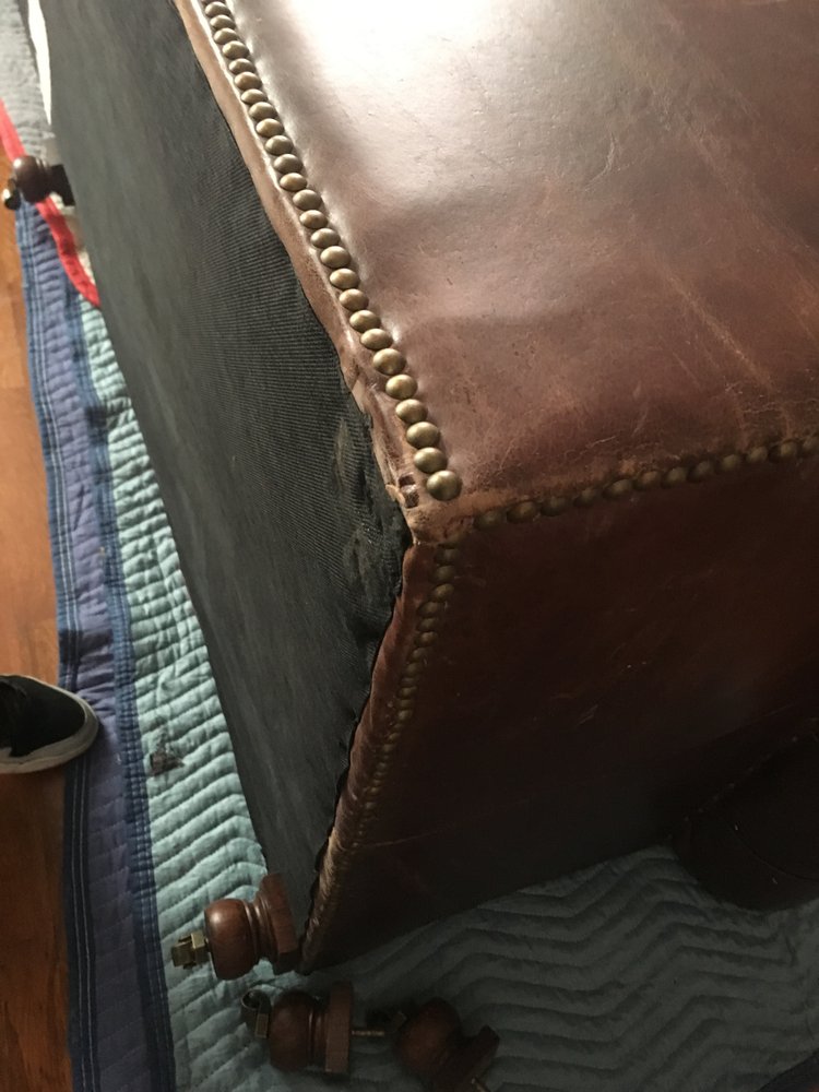 Photo of Sofa Disassembly Service