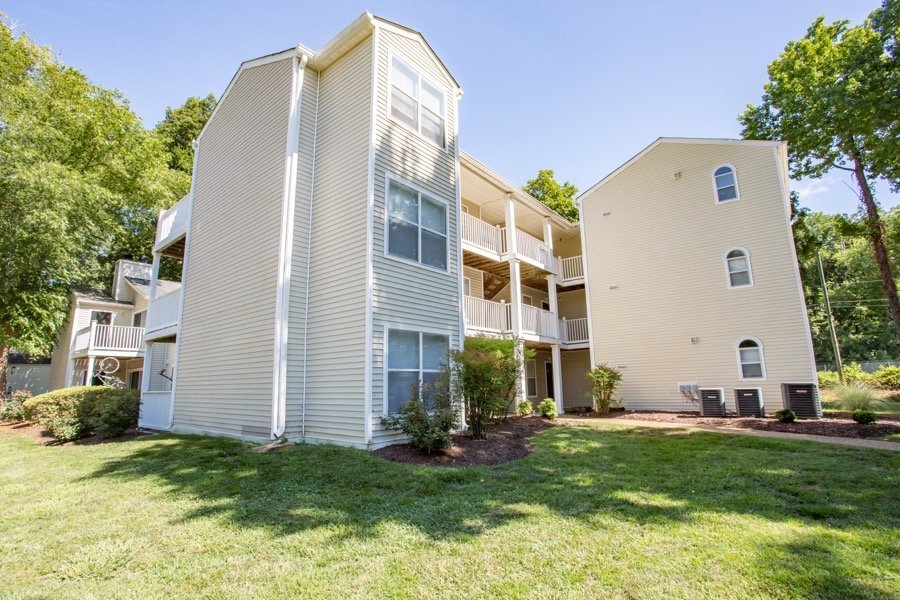 Photo of Luna Pointe Apartments