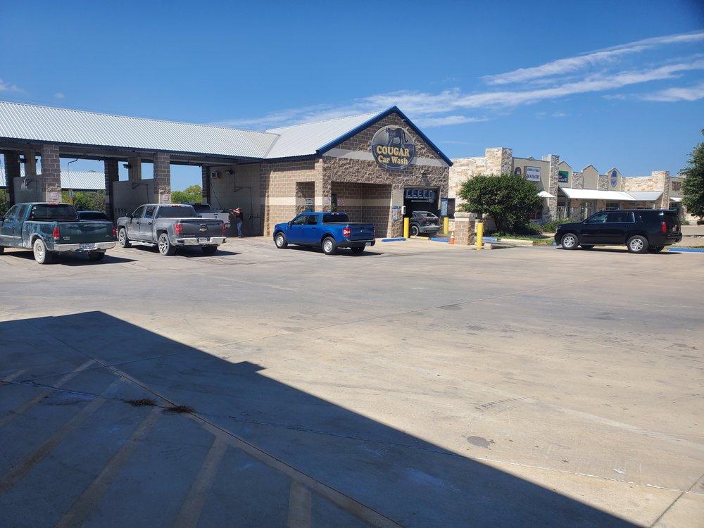 Photo of Cougar Lube and Wash of Jarrell