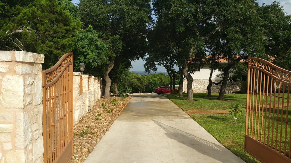 Photo of A Woman's Touch Lawn Care
