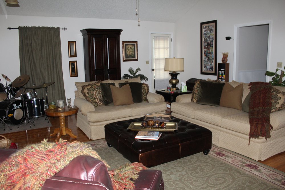 Photo of Bellas Redesign & Home Staging