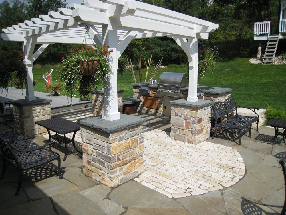 Photo of La Rosa Landscape Company