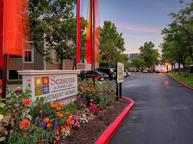 Photo of Seasons At Pebble Creek