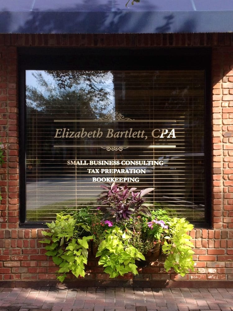 Photo of Elizabeth N Bartlett, CPA