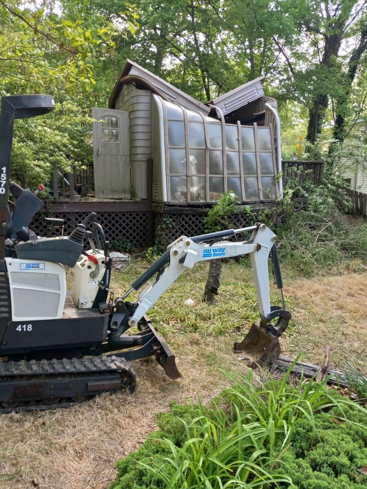 Photo of Blue Springs Landscaping and Tree Service