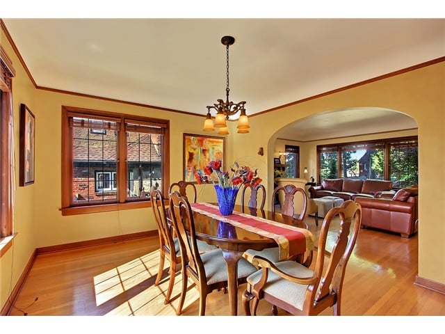 Photo of Rebecca Carlson - Coldwell Banker BAIN