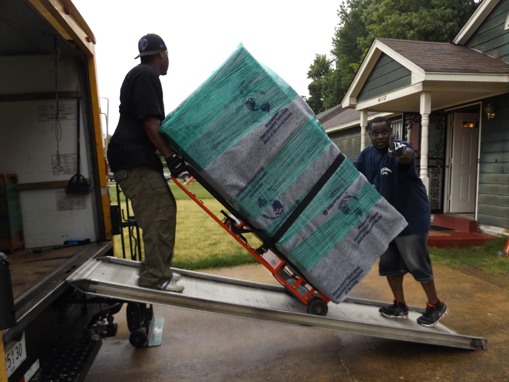Photo of HeavyLifters Moving